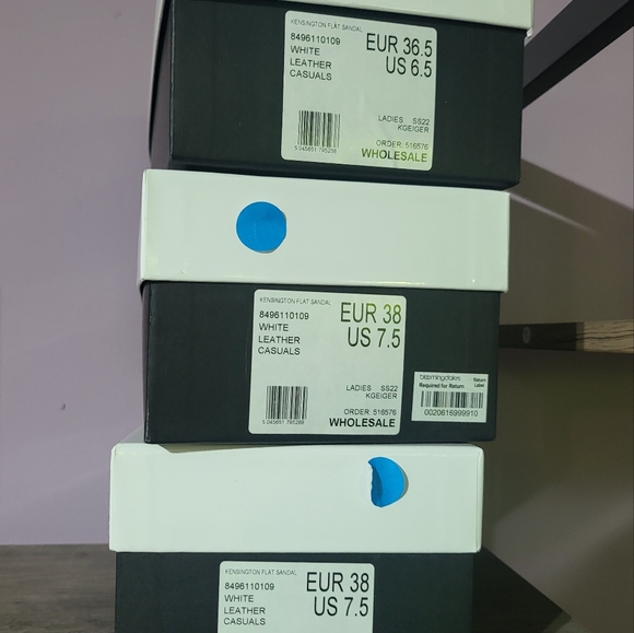 Kurt Geiger Kensington Flat Slide Sandal White - Picture 12 of 12